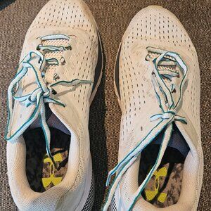Under Armour HOVR White Neon Green athletic running gym shoes sneakers 10.5